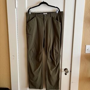 Orvis Women's Jackson Quick-Dry Convertible Pants